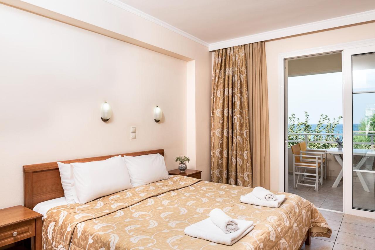 Angela Beach Aparthotel Platanias  Bagian luar foto