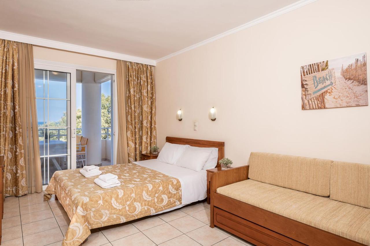 Angela Beach Aparthotel Platanias  Bagian luar foto