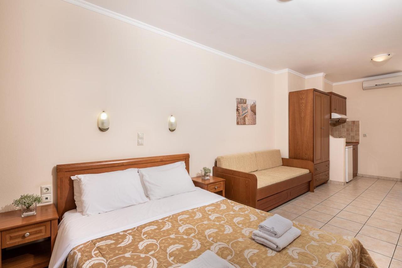 Angela Beach Aparthotel Platanias  Bagian luar foto