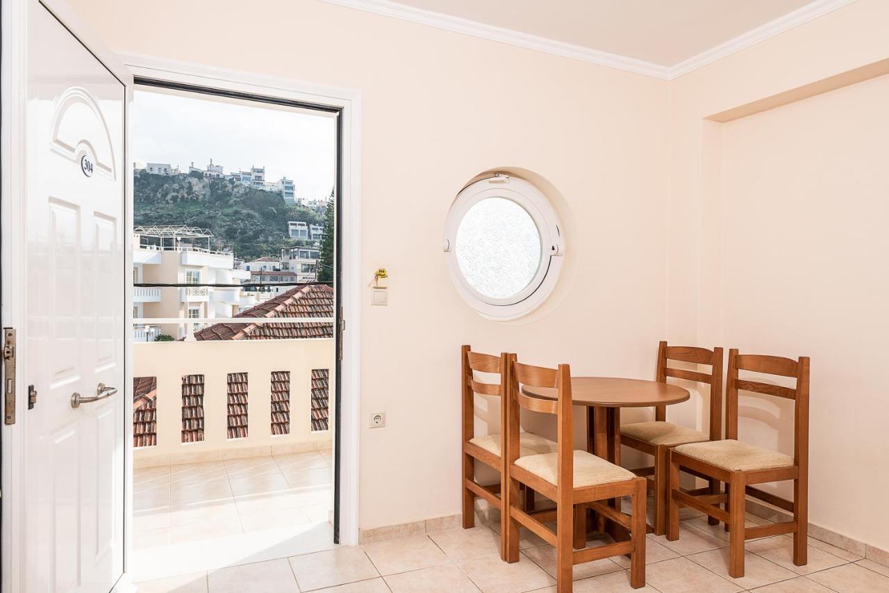 Angela Beach Aparthotel Platanias  Bagian luar foto