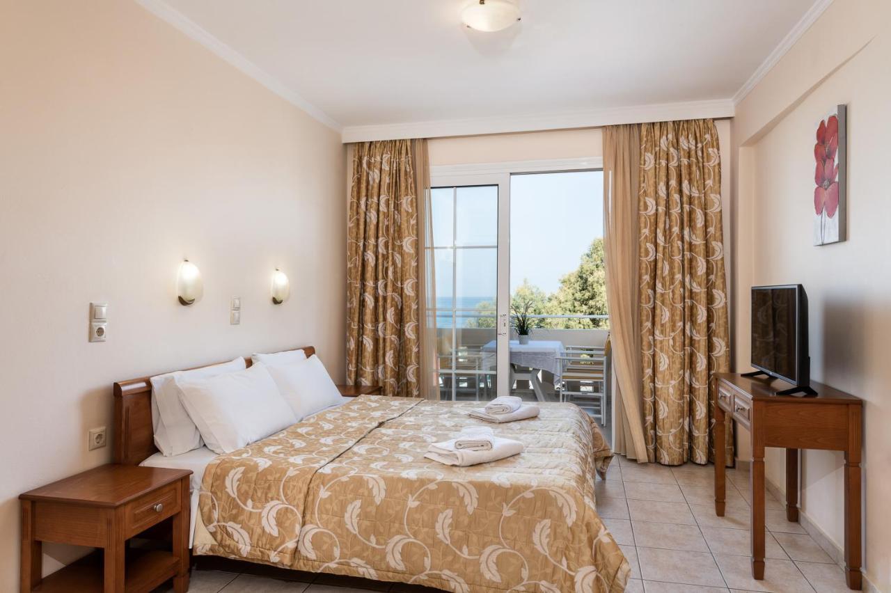 Angela Beach Aparthotel Platanias  Bagian luar foto